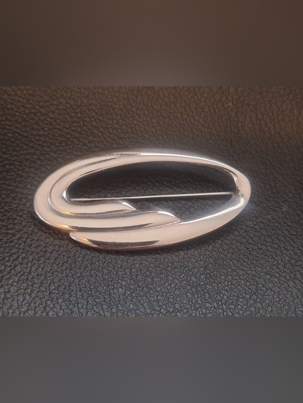 Vintage Silver Oval Wave Brooch